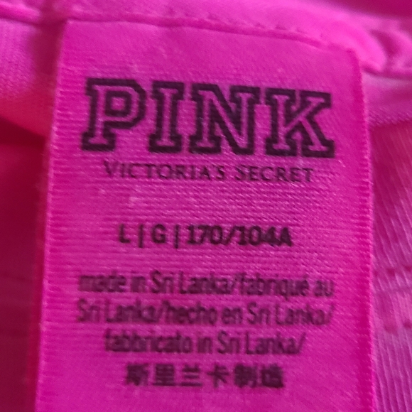 VS PINK Vintage 2017 HTF Bright Pink Campus T-Shirt - Size Large NWOT - Picture 2 of 8